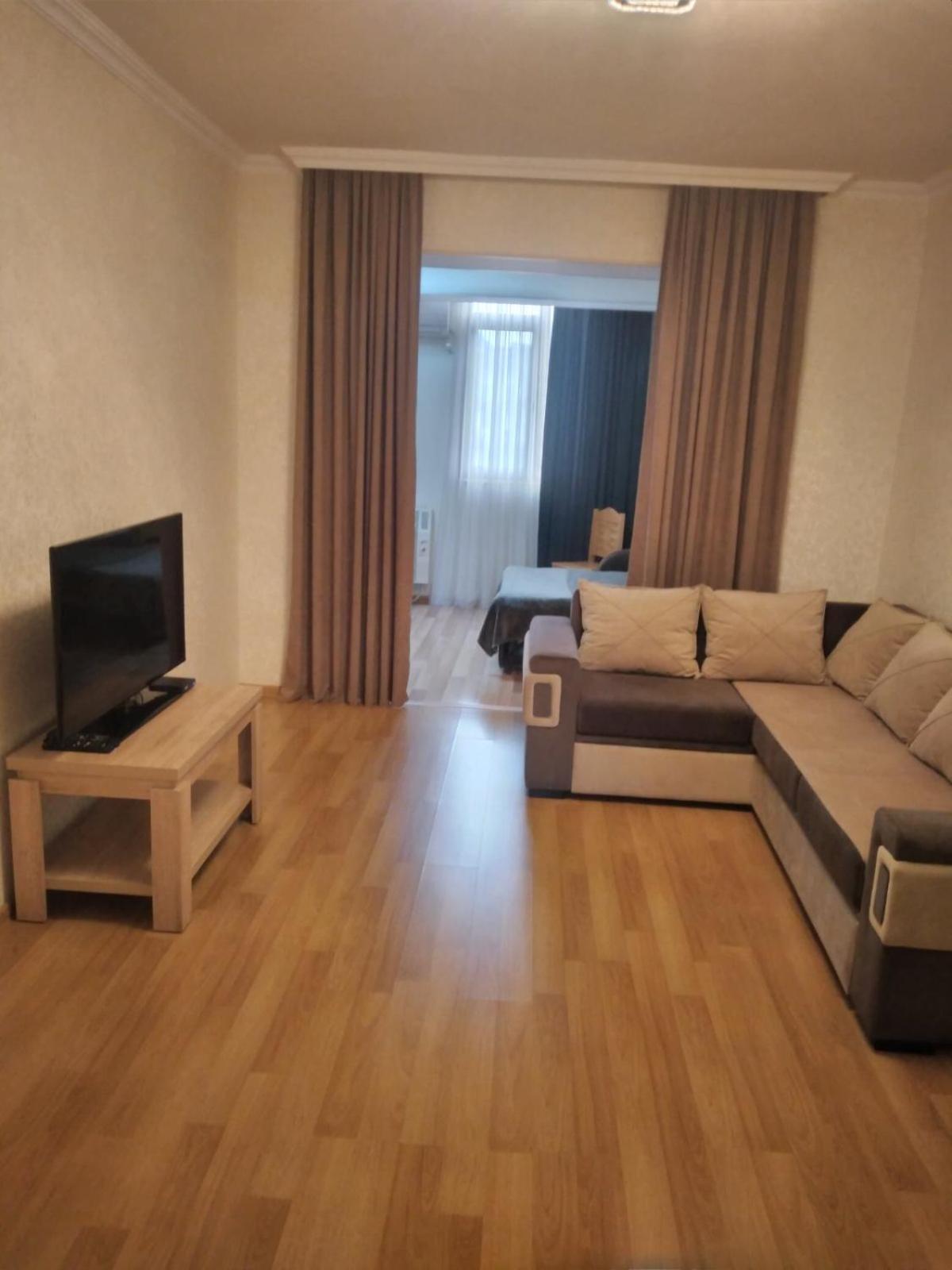Izi'S Cozy Apartment Κουτάισι Εξωτερικό φωτογραφία